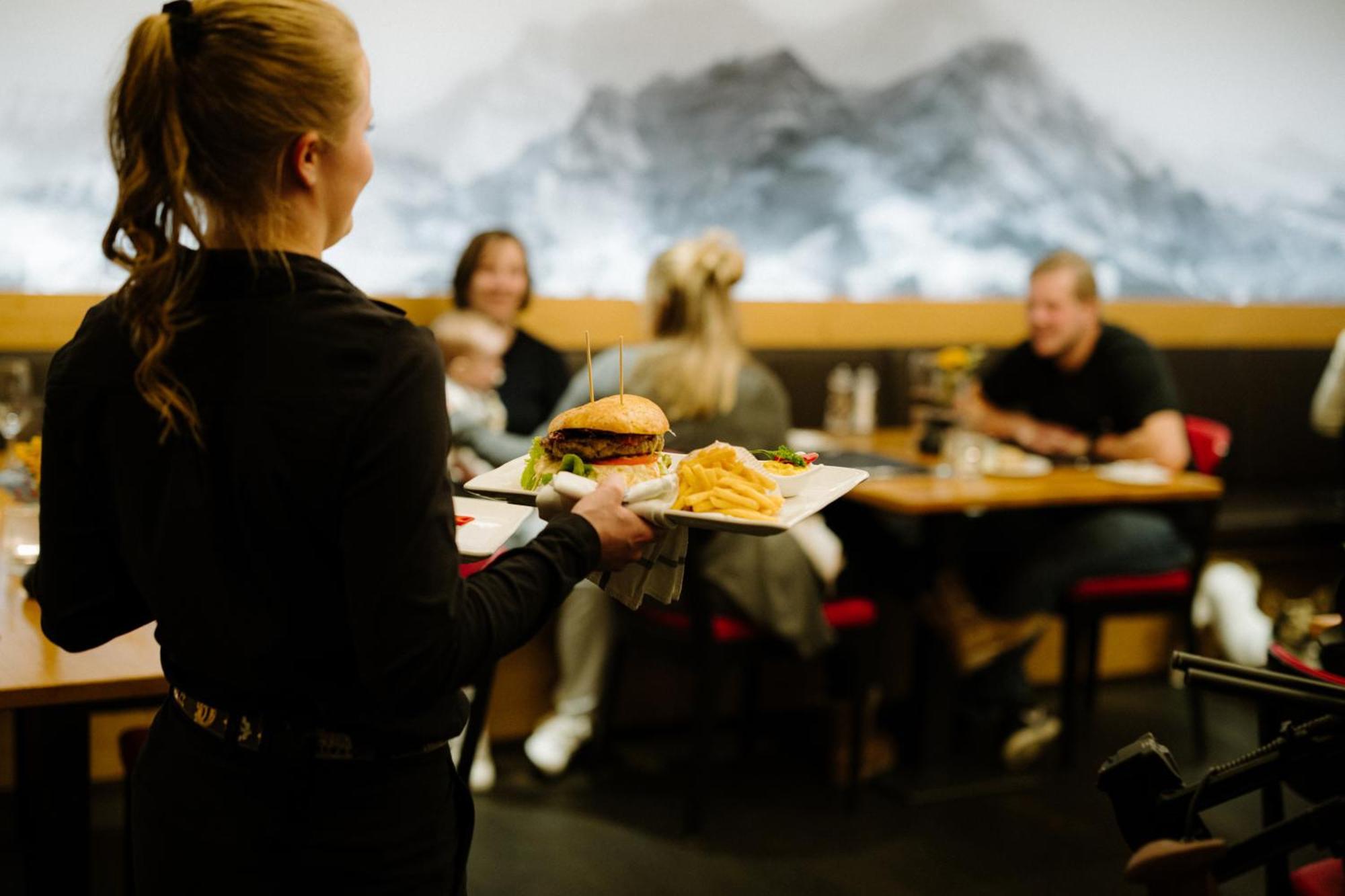 Adler Adelboden Hotell Eksteriør bilde